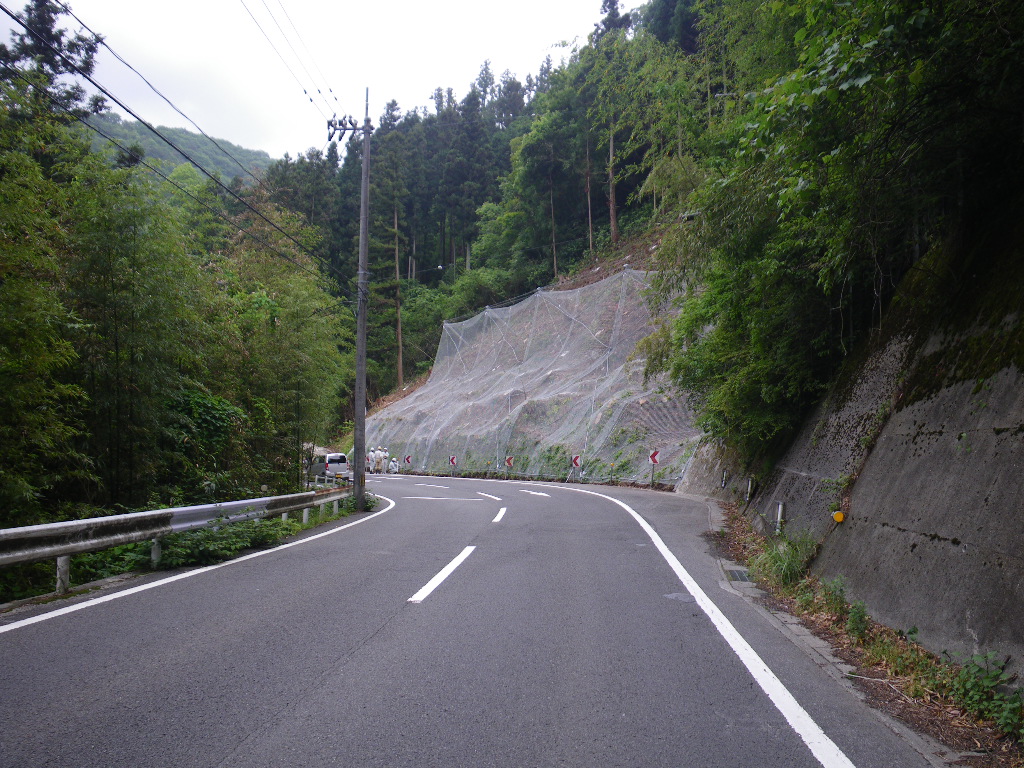 全交防第３号の２（国）３１７号道路災害防除工事